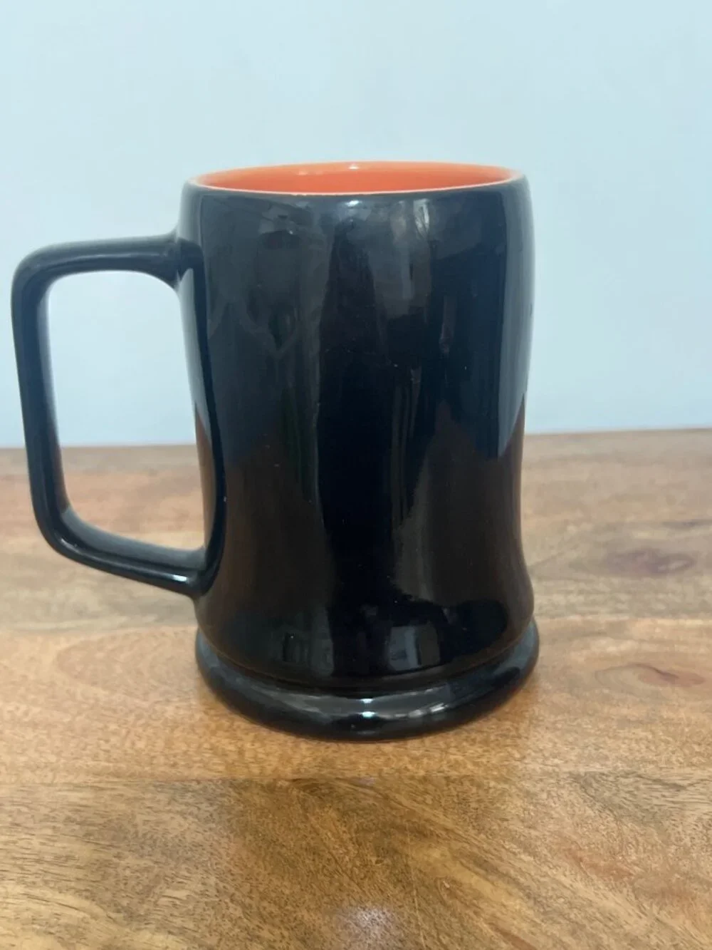 Harley-Davidson Black & Orange Ceramic Coffee Mug Embossed Shield Logo 16 Oz